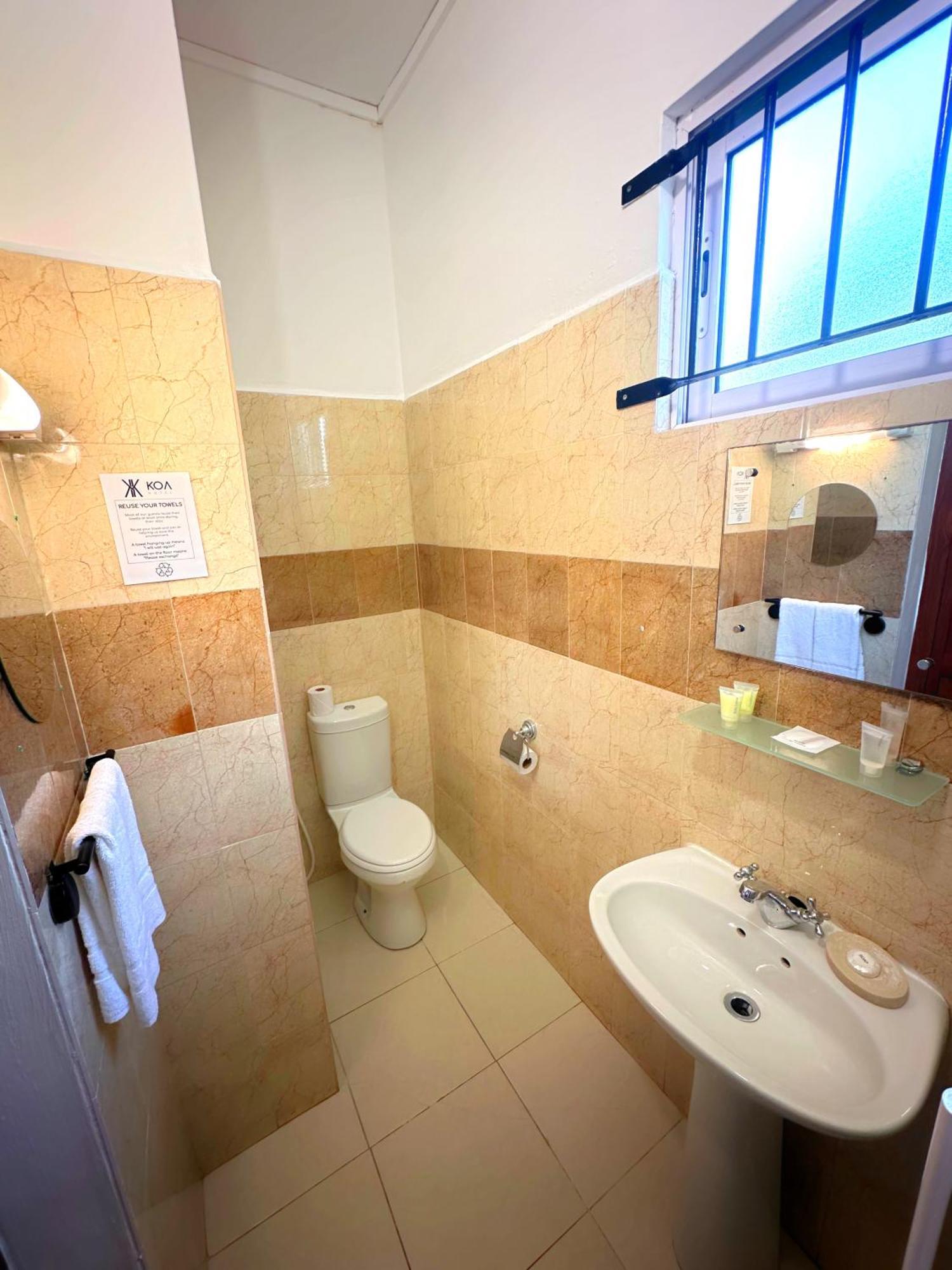 Koa Hotell Riambel Exteriör bild